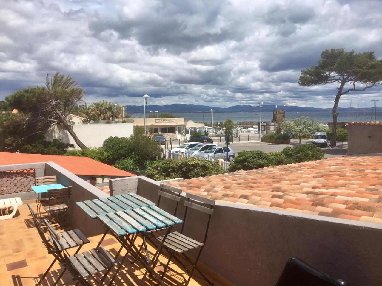 Hotel La Bastide Hyeres Exterior photo